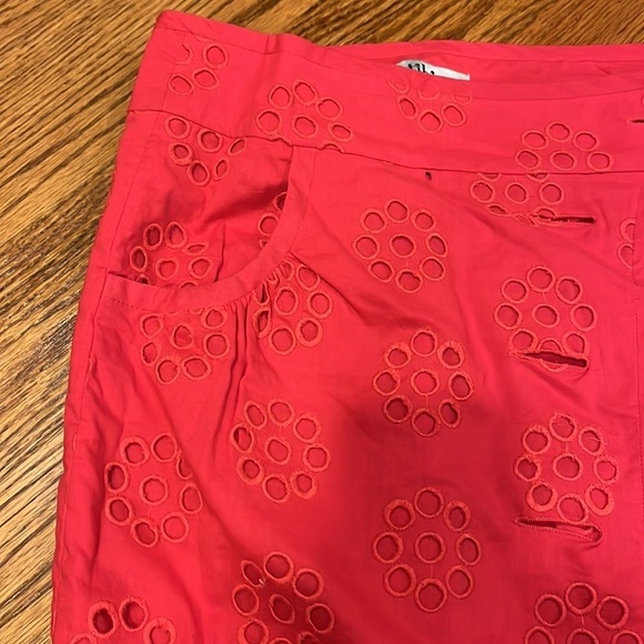 Tibi Woman’s Pink Button Skirt Size 6 - Picture 3 of 5